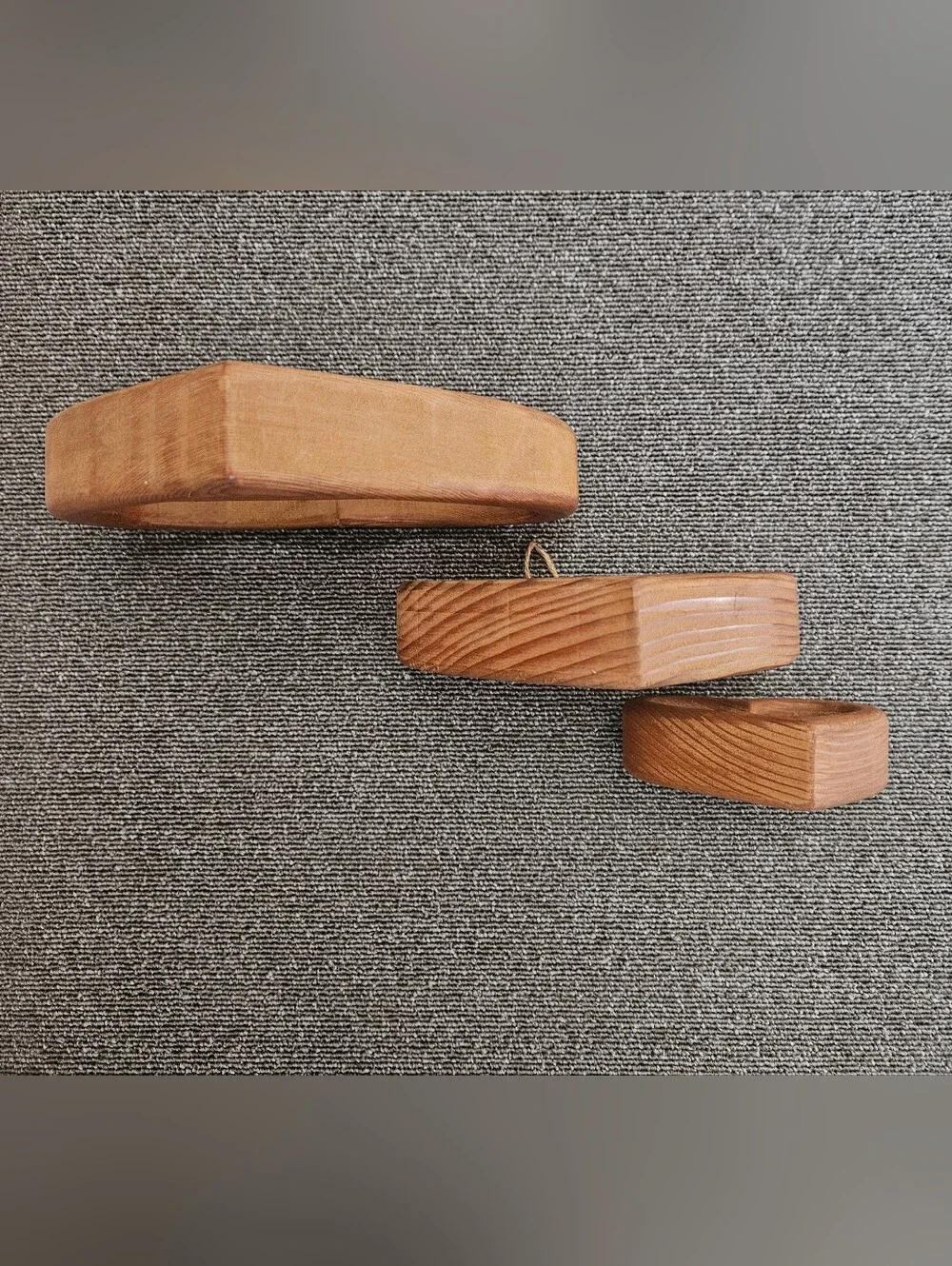 Wooden Heart Shelf Trio - Natural Brown